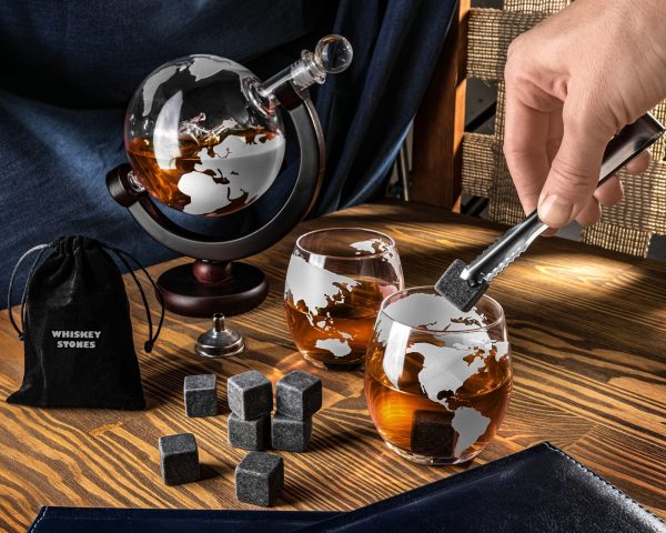 Accesoriile incluse în setul cu decantor glob