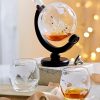 Set cadou cu decantor glob și două pahare